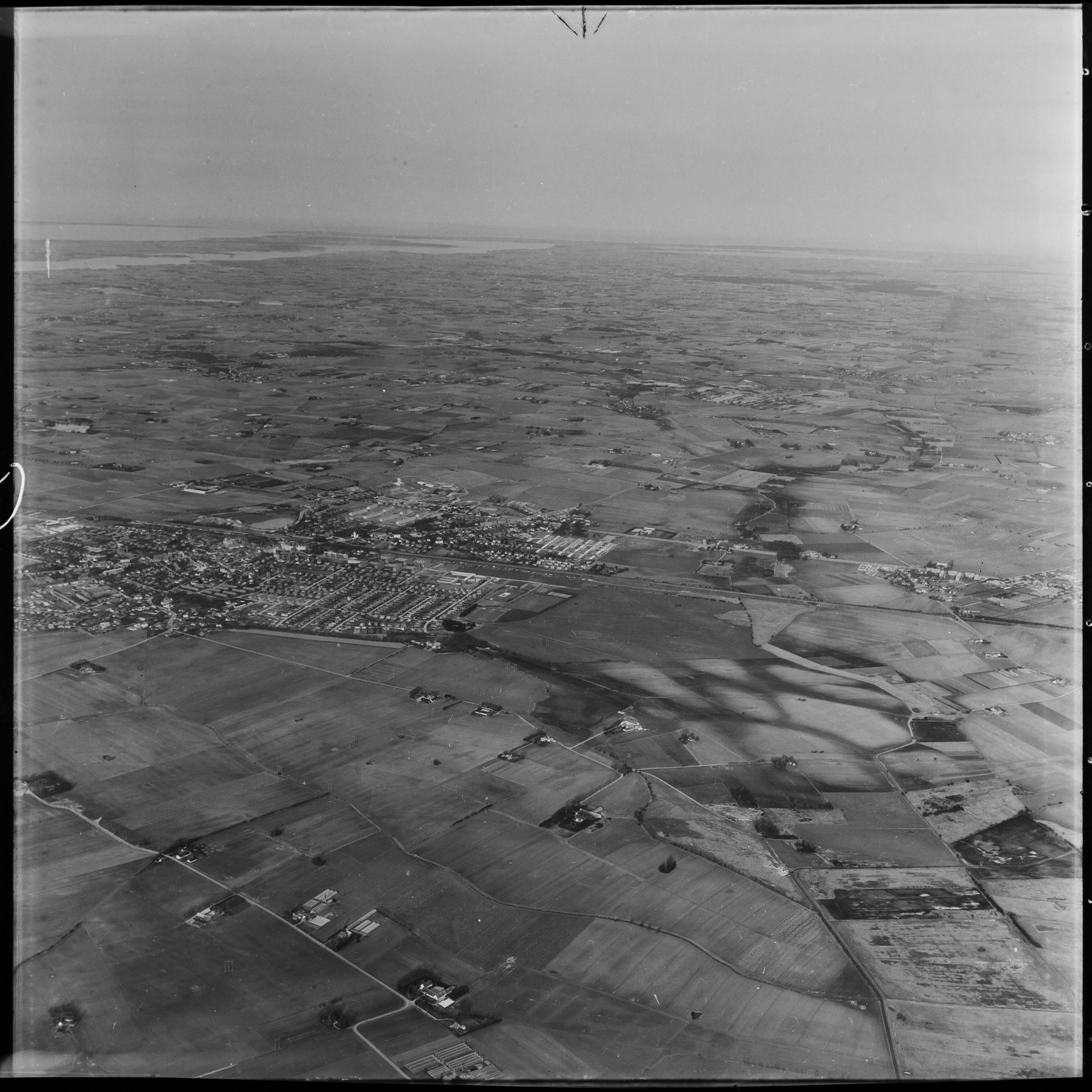 Skråfoto fra 1956 taget 83 meter fra Strongvej 9