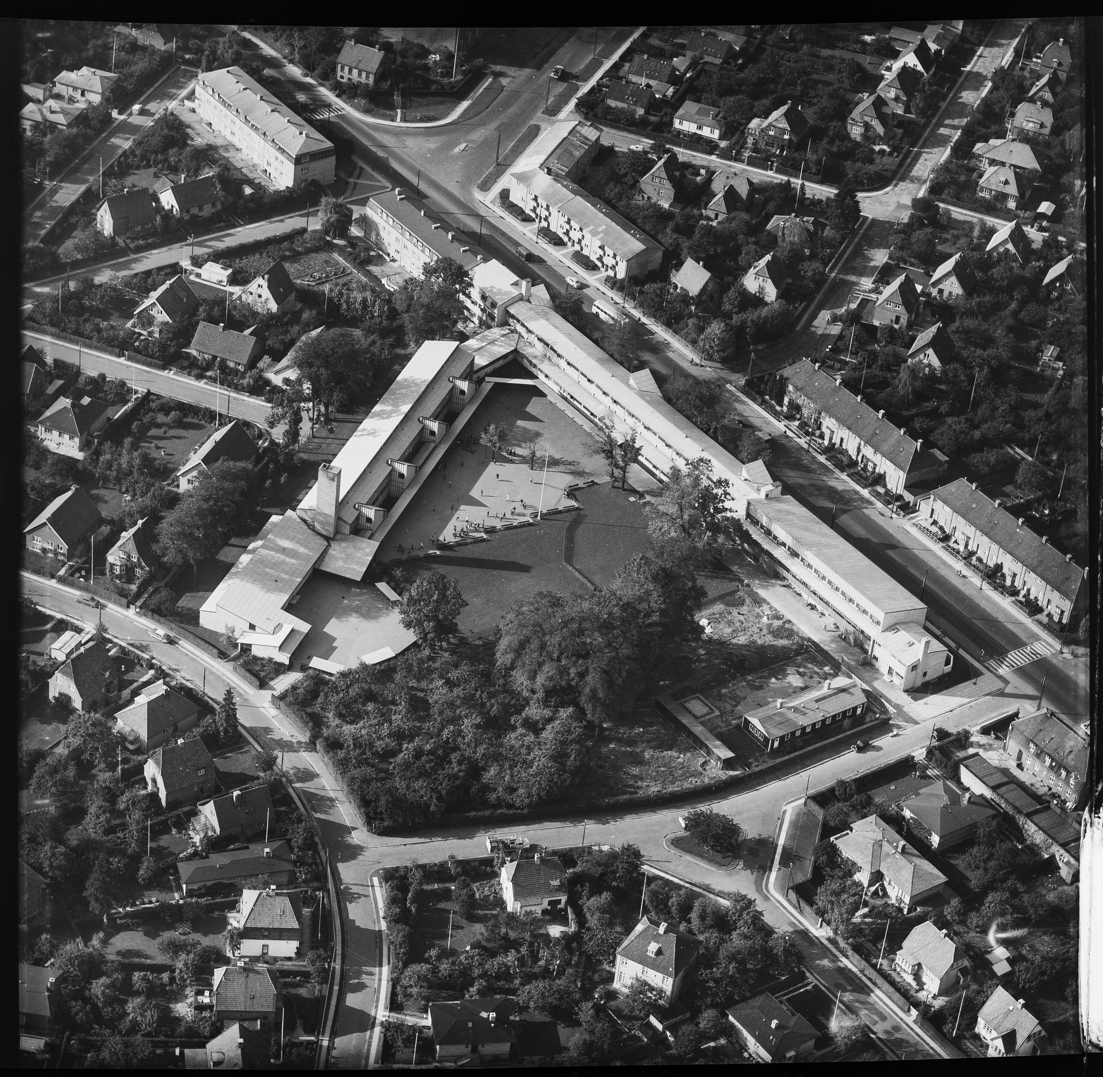 Skråfoto fra 1956 taget 193 meter fra Nystedvej 37