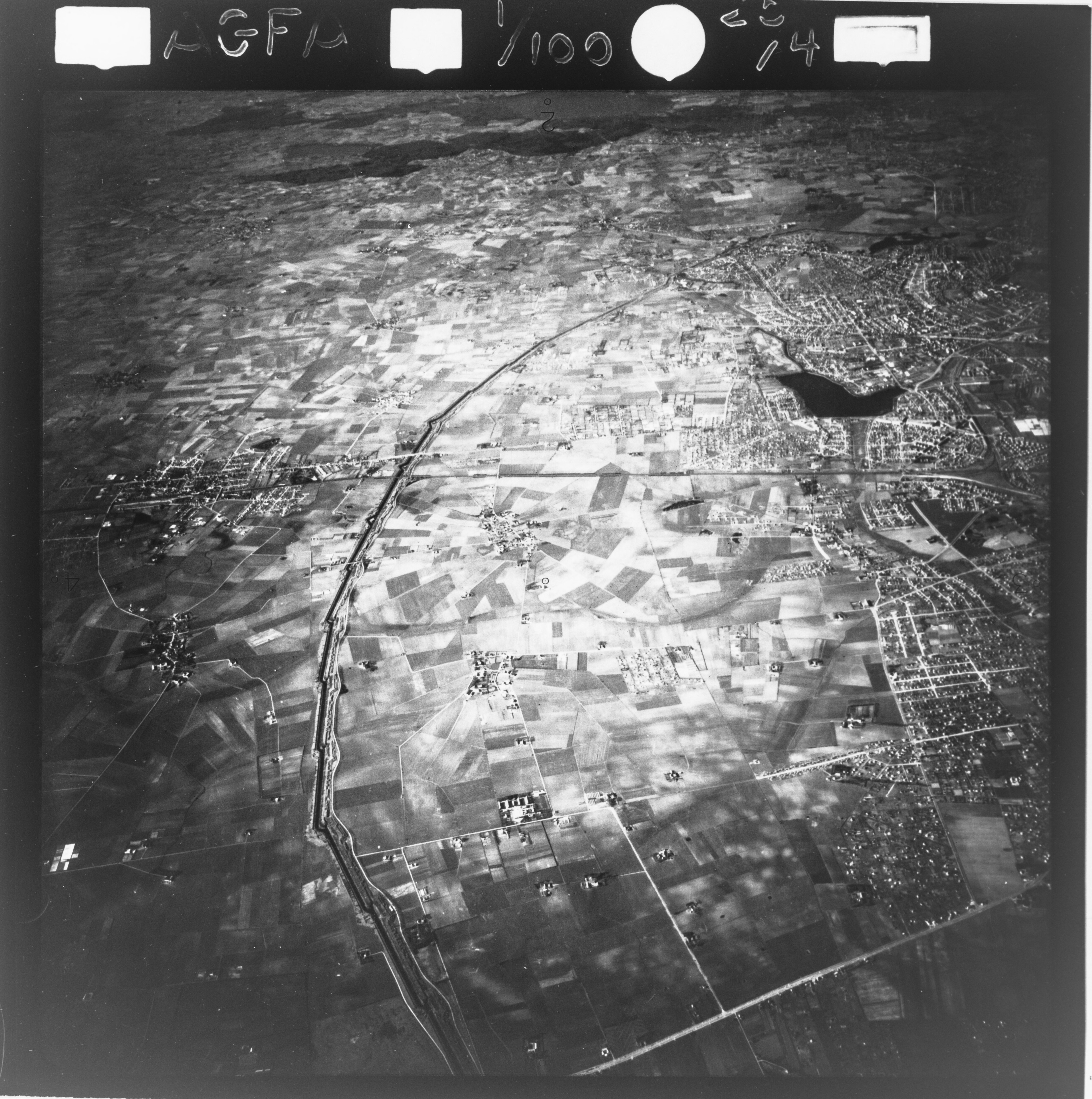 Skråfoto fra 1922-1939 taget 29 meter fra Strandvangen 3