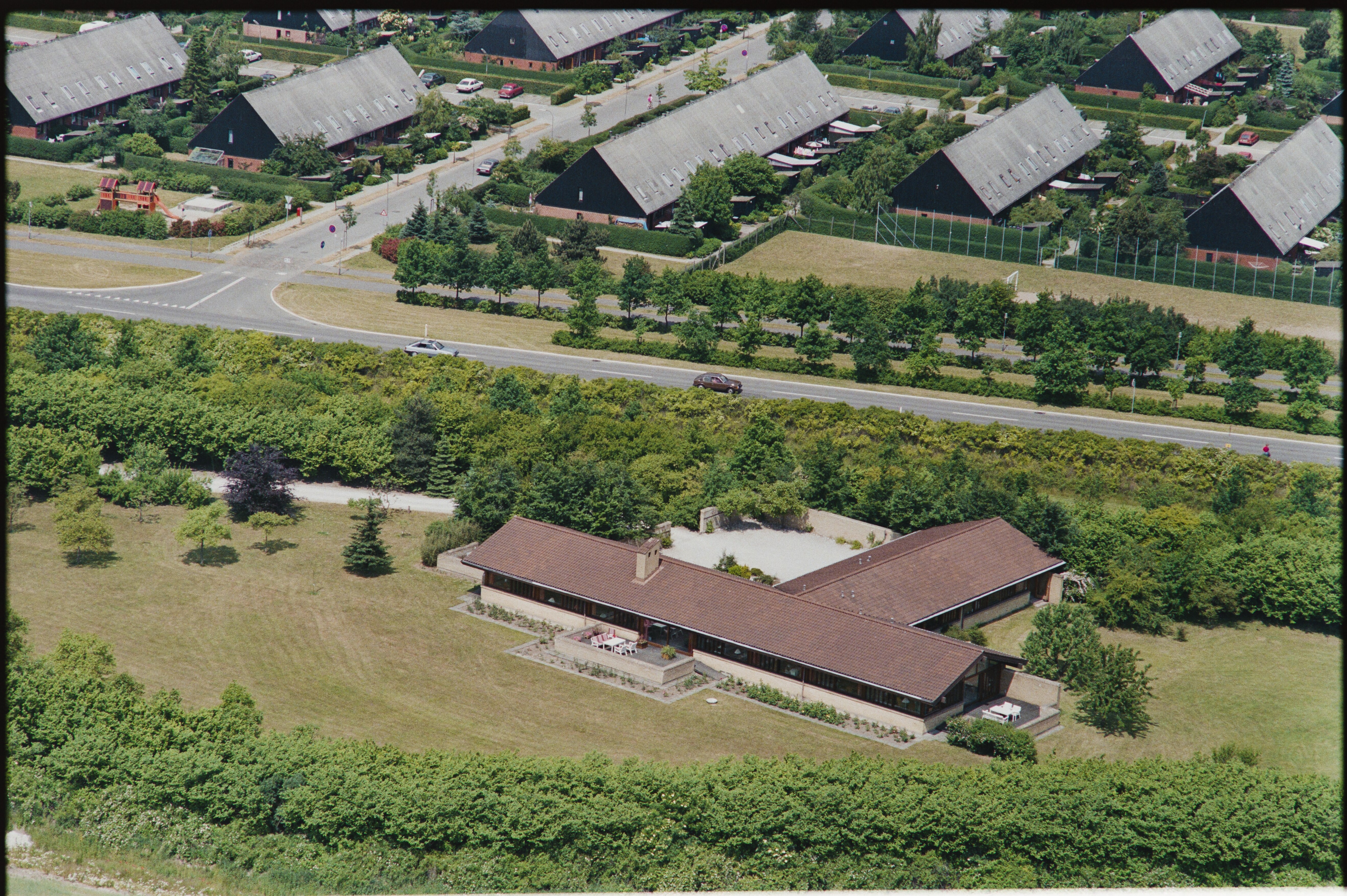 Skråfoto fra 1988 taget 200 meter fra Løvtoften 9