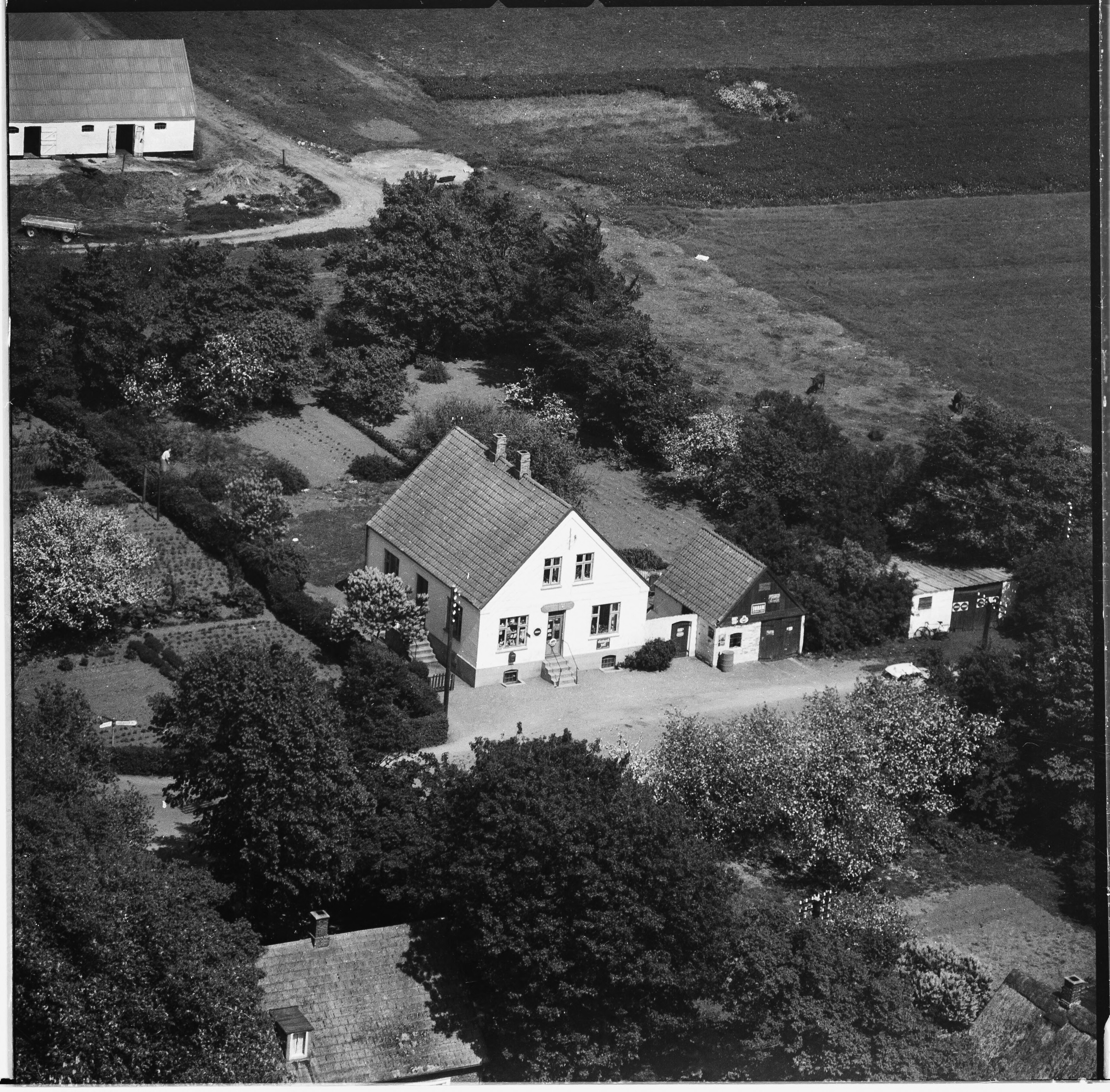 Skråfoto fra 1960 taget 21 meter fra Hove Møllevej 6