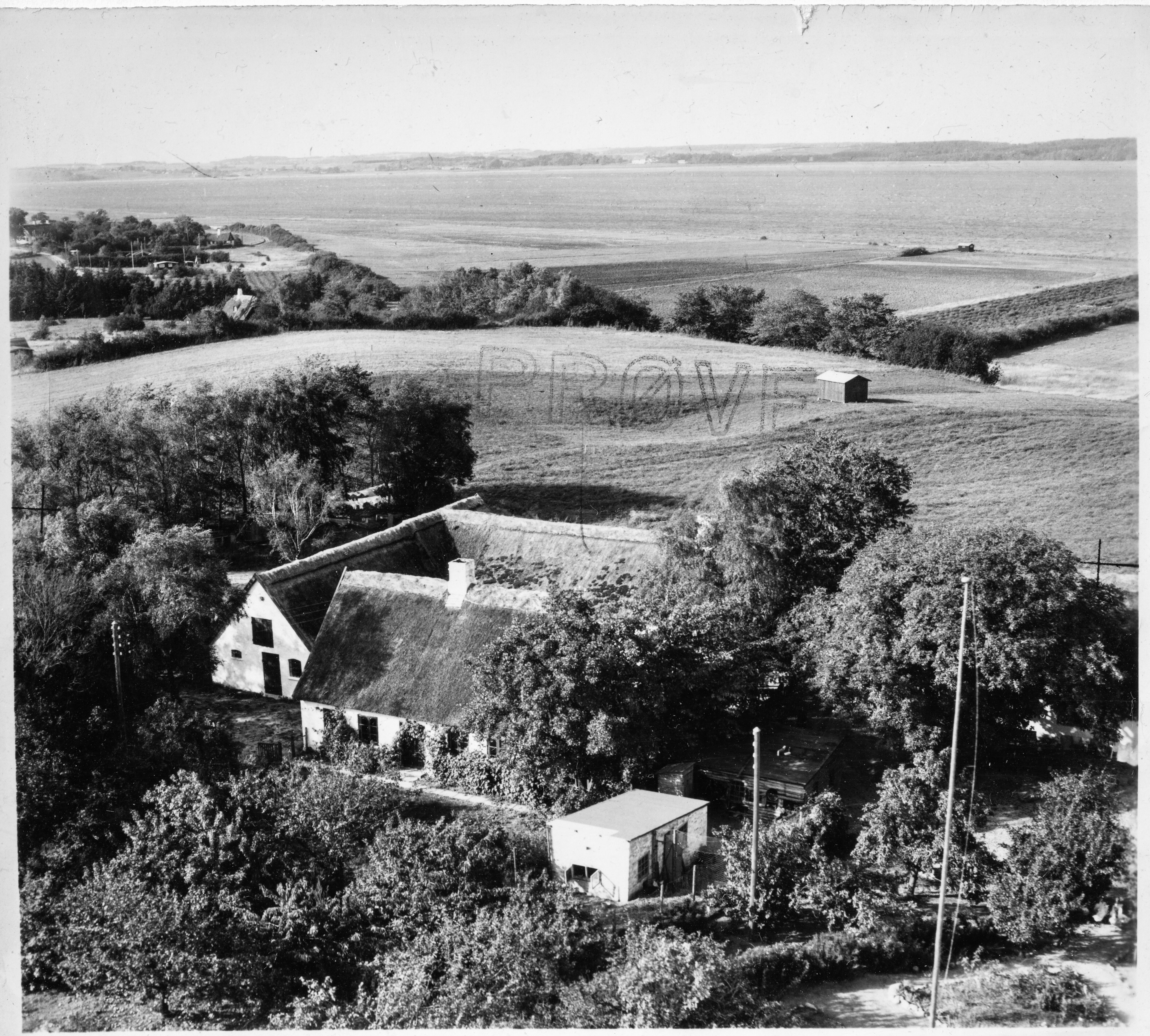 Skråfoto fra 1950 taget 66 meter fra Barakvejen 123