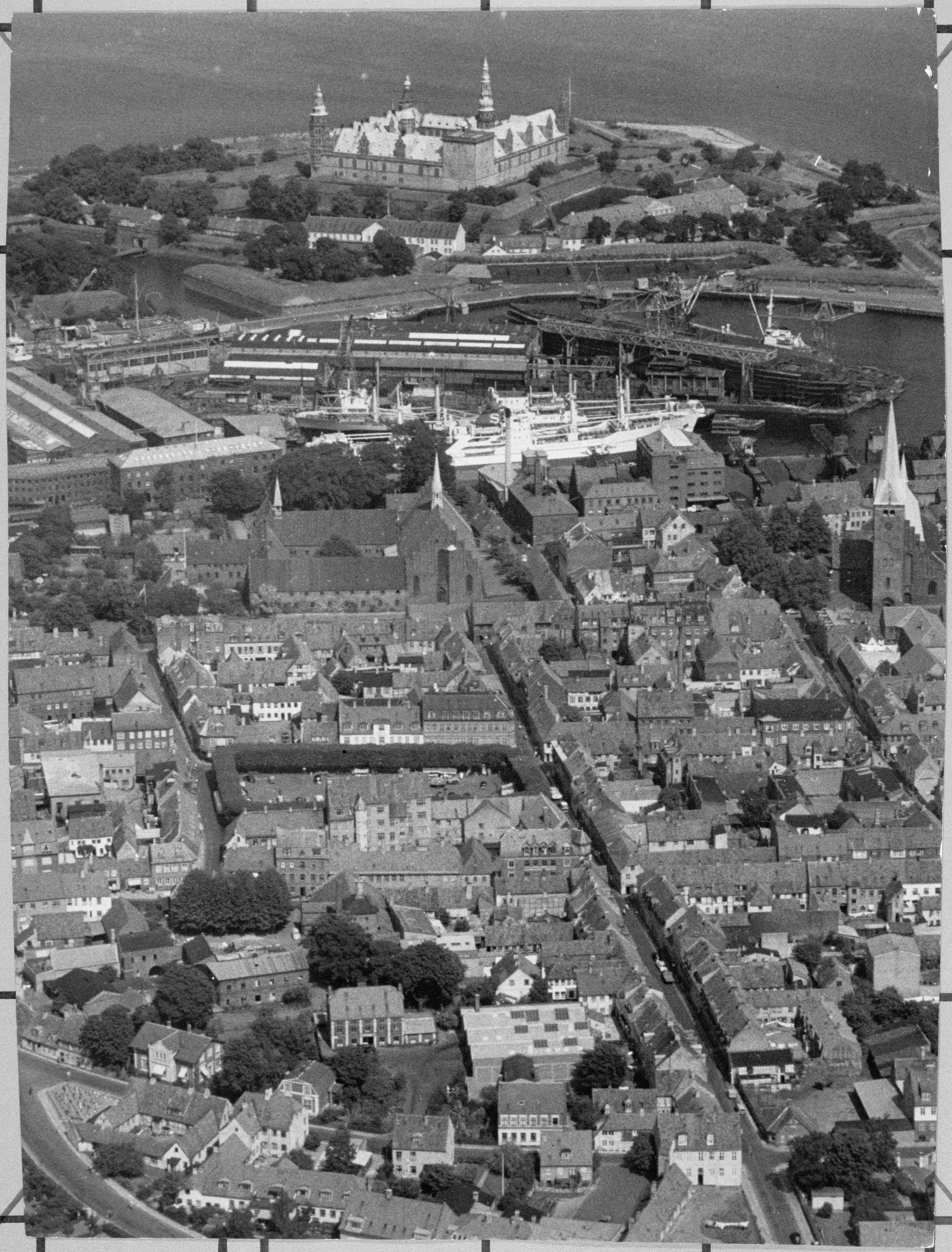 Skråfoto fra 1928-1967 taget 156 meter fra Stjernegade 3A