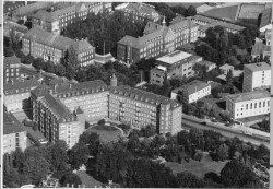 thumbnail: Skråfoto fra 1928-1983 taget 170 meter fra Sjællandsgade 39, 1. 