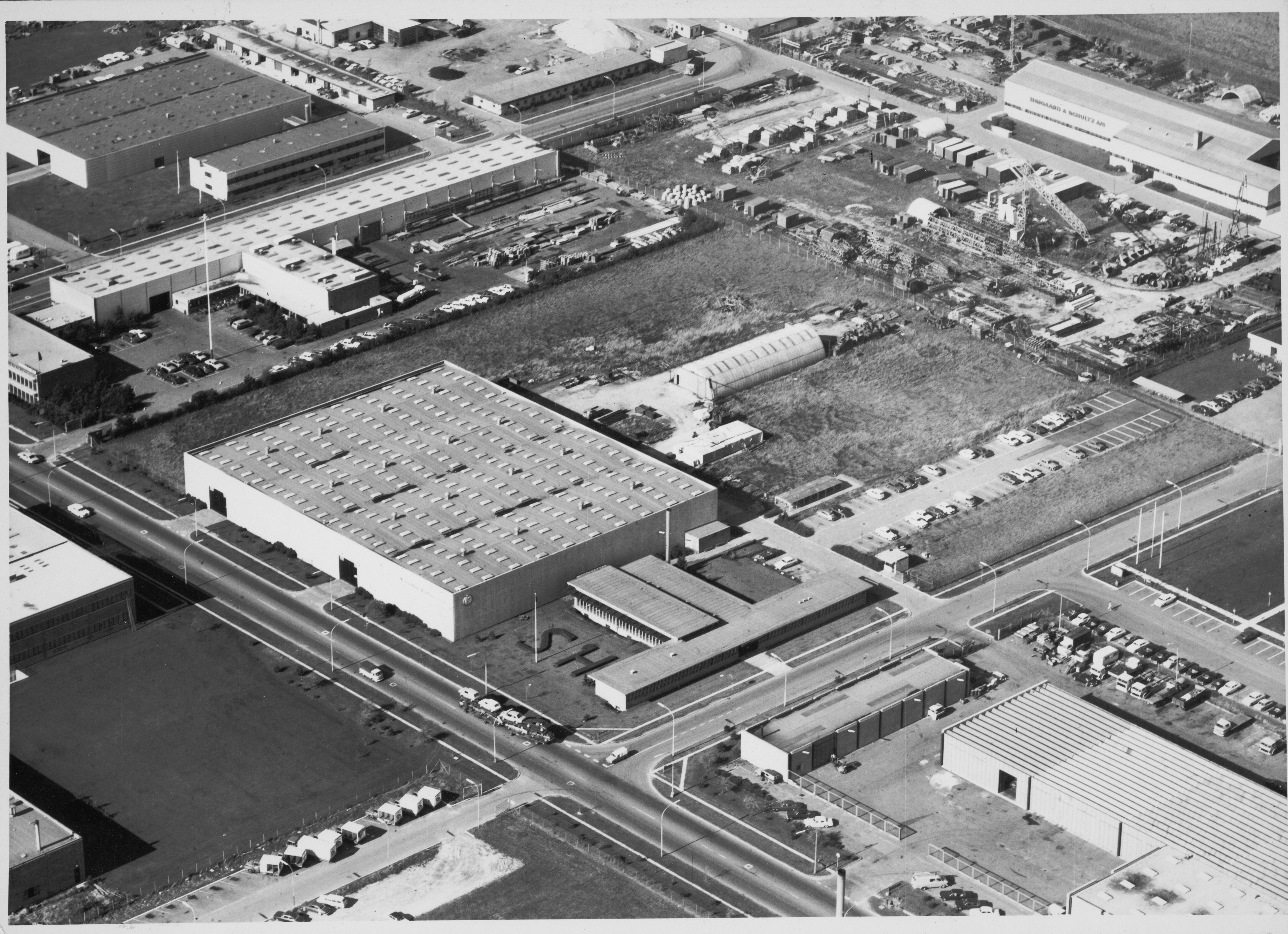 Skråfoto fra 1928-1992 taget 22 meter fra Fabriksparken 24