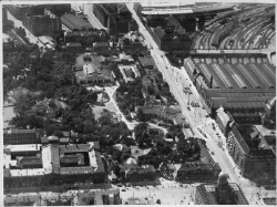 thumbnail: Skråfoto fra 1928-1992 taget 61 meter fra Bernstorffsgade 22, 1. 