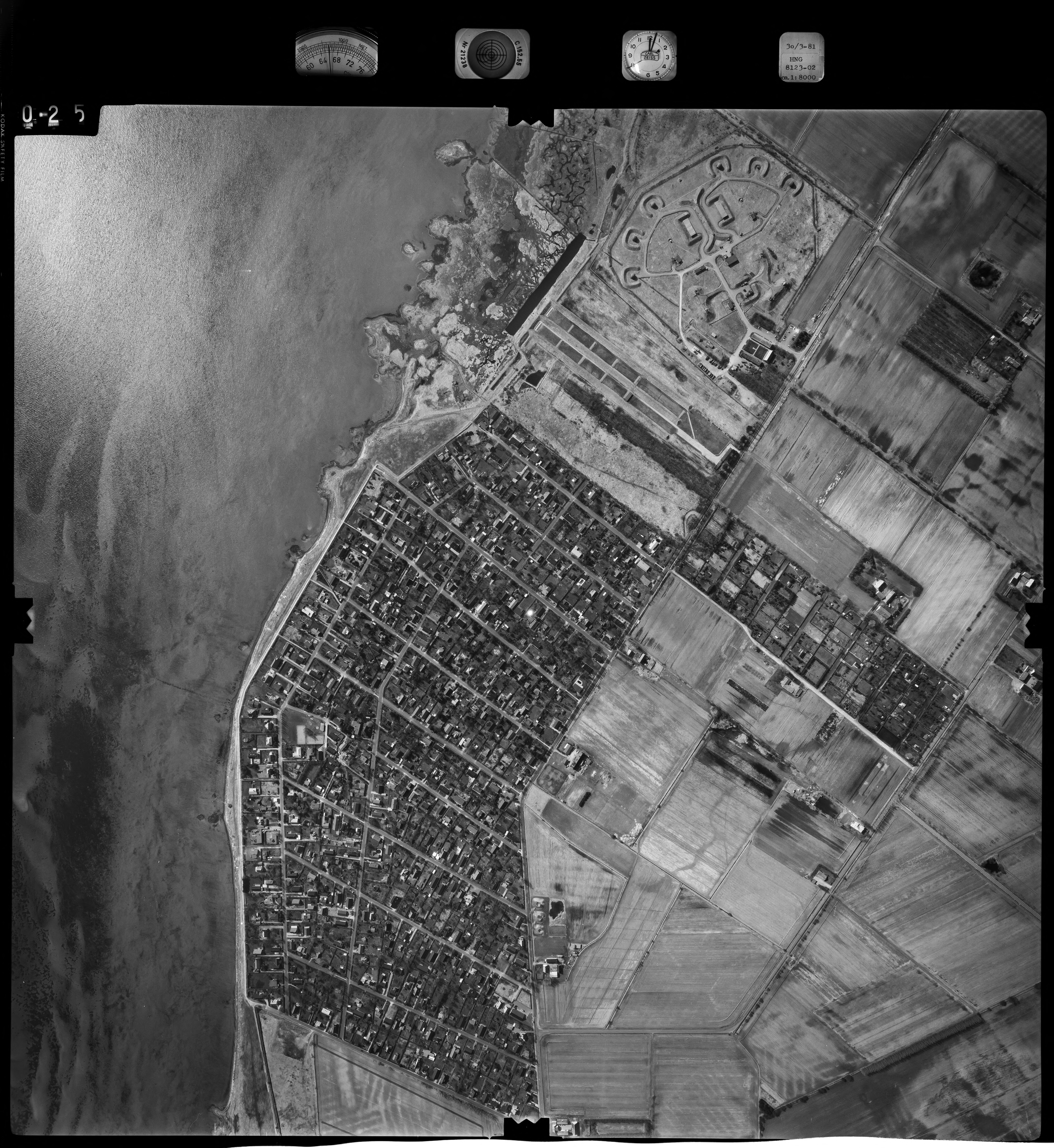 Lodfoto fra 1981 taget 278 meter fra Poppelvej 28C
