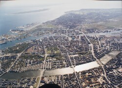 thumbnail: Skråfoto fra 1982-1983 taget 2958 meter fra Hf. Vestereng 83