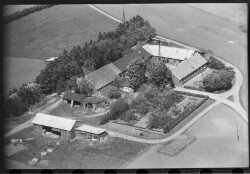 thumbnail: Skråfoto fra 1947 taget 221 meter fra Balle Husevej 62