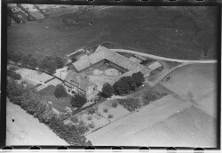 thumbnail: Skråfoto fra 1947 taget 219 meter fra Platanvej 15