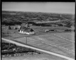 thumbnail: Skråfoto fra 1953 taget 2162 meter fra Blåbærvej 7