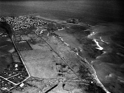 thumbnail: Skråfoto fra 1932-1950 taget 422 meter fra Skippervænget 9A