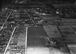 thumbnail: Skråfoto fra 1946-1969 taget 280 meter fra Rødovre Parkvej 212