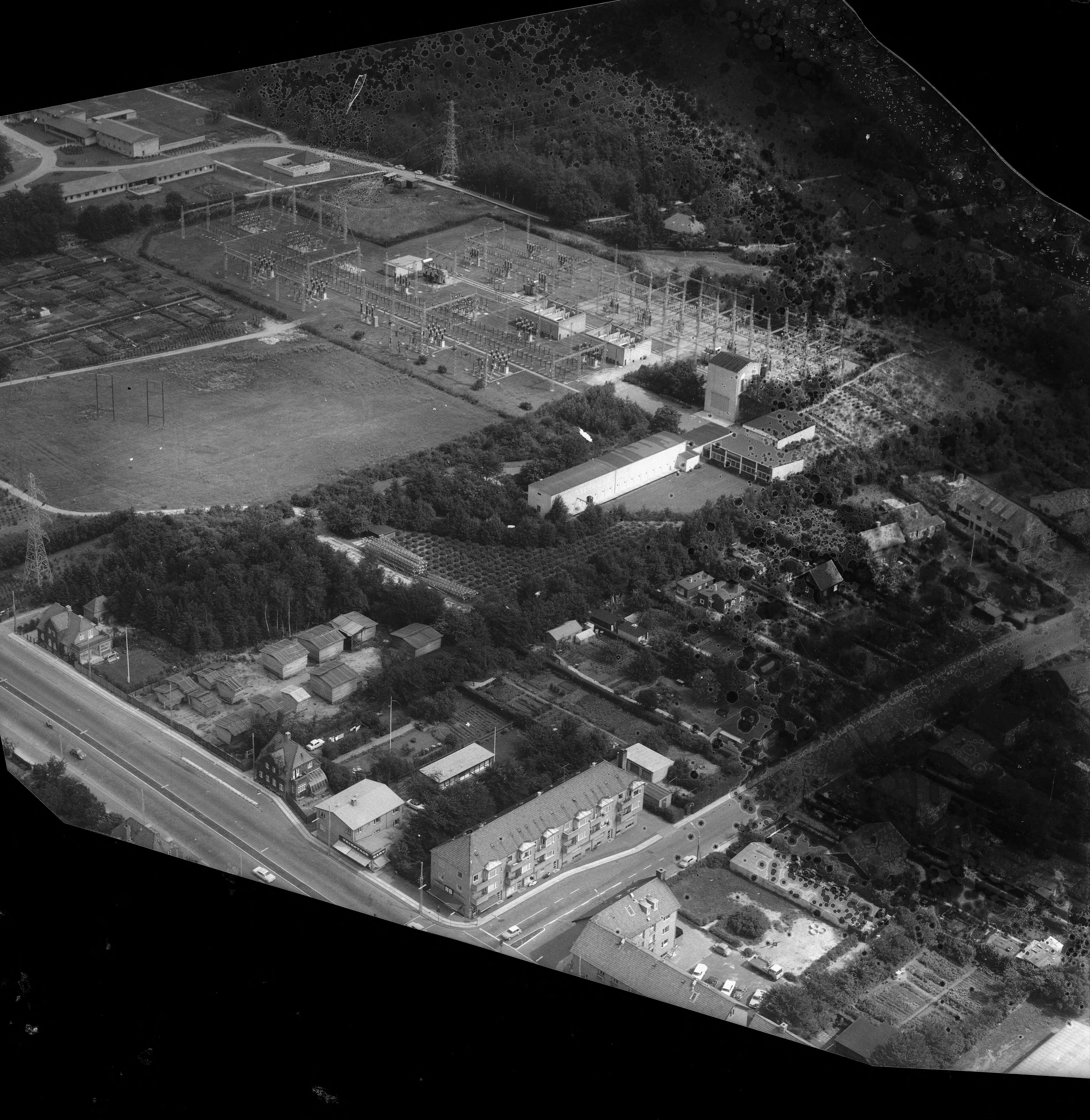 Skråfoto fra 1946-1969 taget 236 meter fra Kong Hans Alle 1A, st. tv