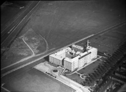 thumbnail: Skråfoto fra 1936-1939 taget 35 meter fra Borgervænget 3, 2. 