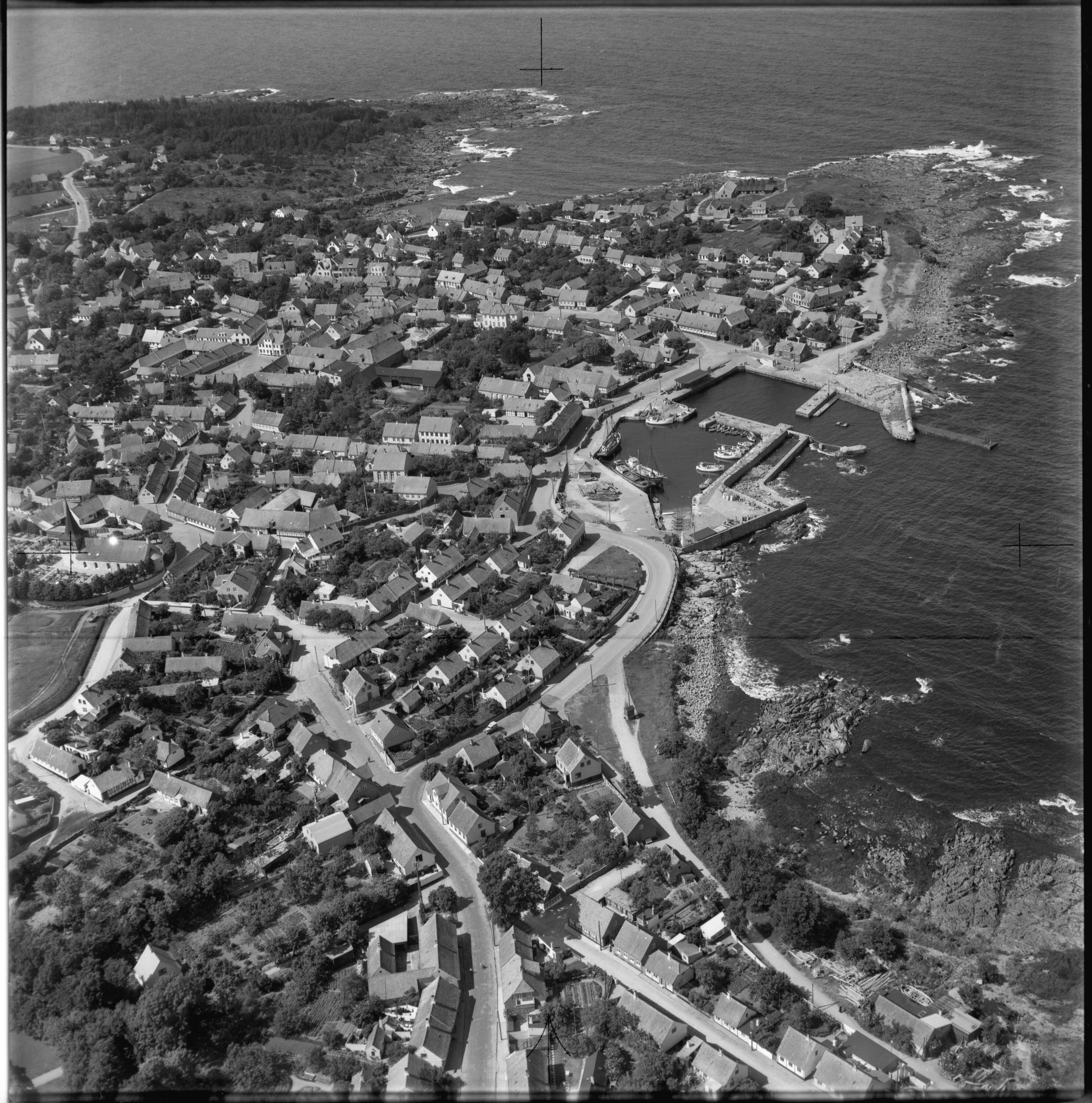 Skråfoto fra 1956 taget 33 meter fra Henrik Hansensgade 11