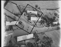 thumbnail: Skråfoto fra 1945-1975 taget 42 meter fra Bygaden 54