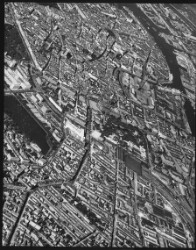 thumbnail: Skråfoto fra 1945-1975 taget 180 meter fra Vesterbrogade 99C, 2. 
