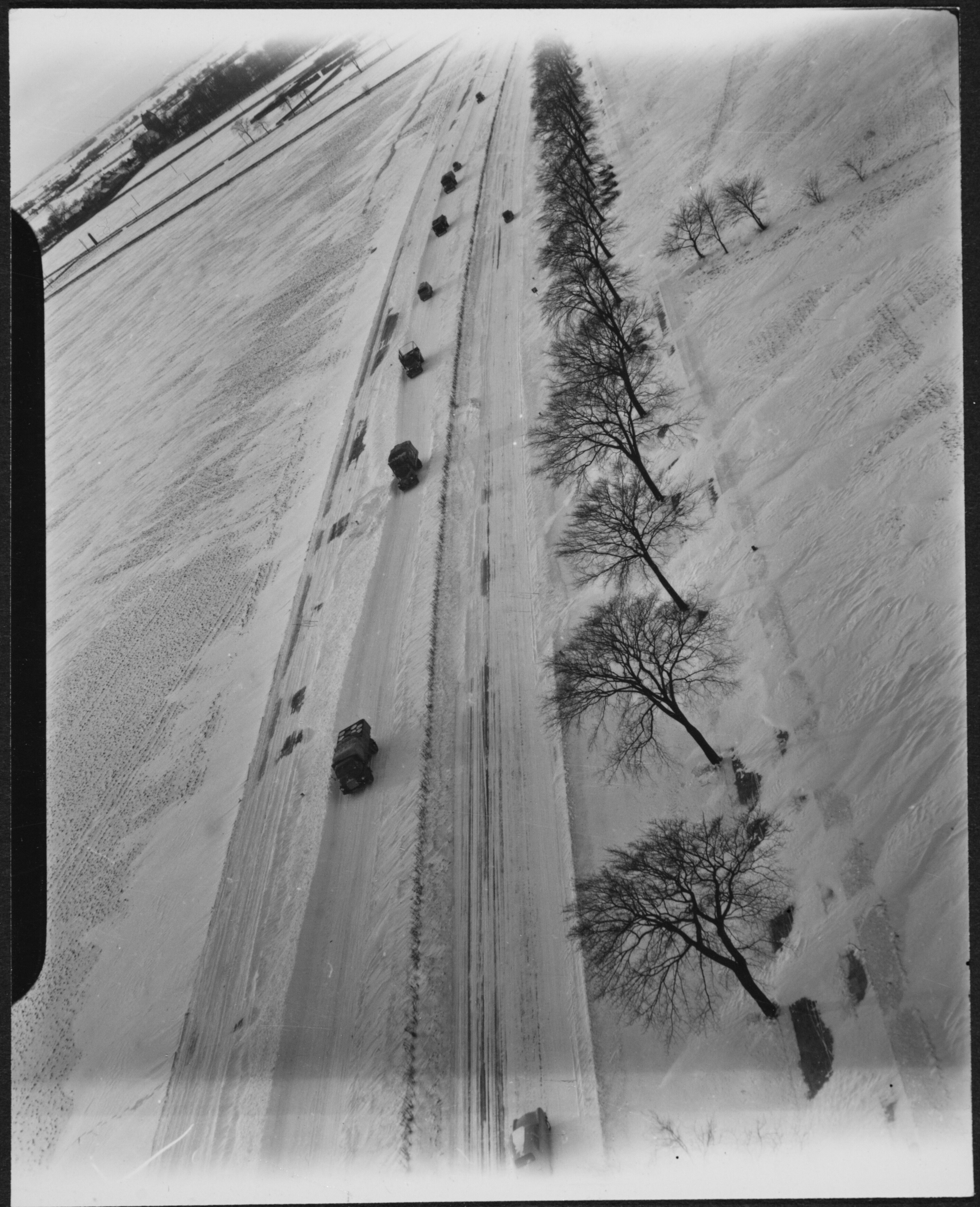 Skråfoto fra 1945-1975 taget 214 meter fra Øtoftegårdsvej 2