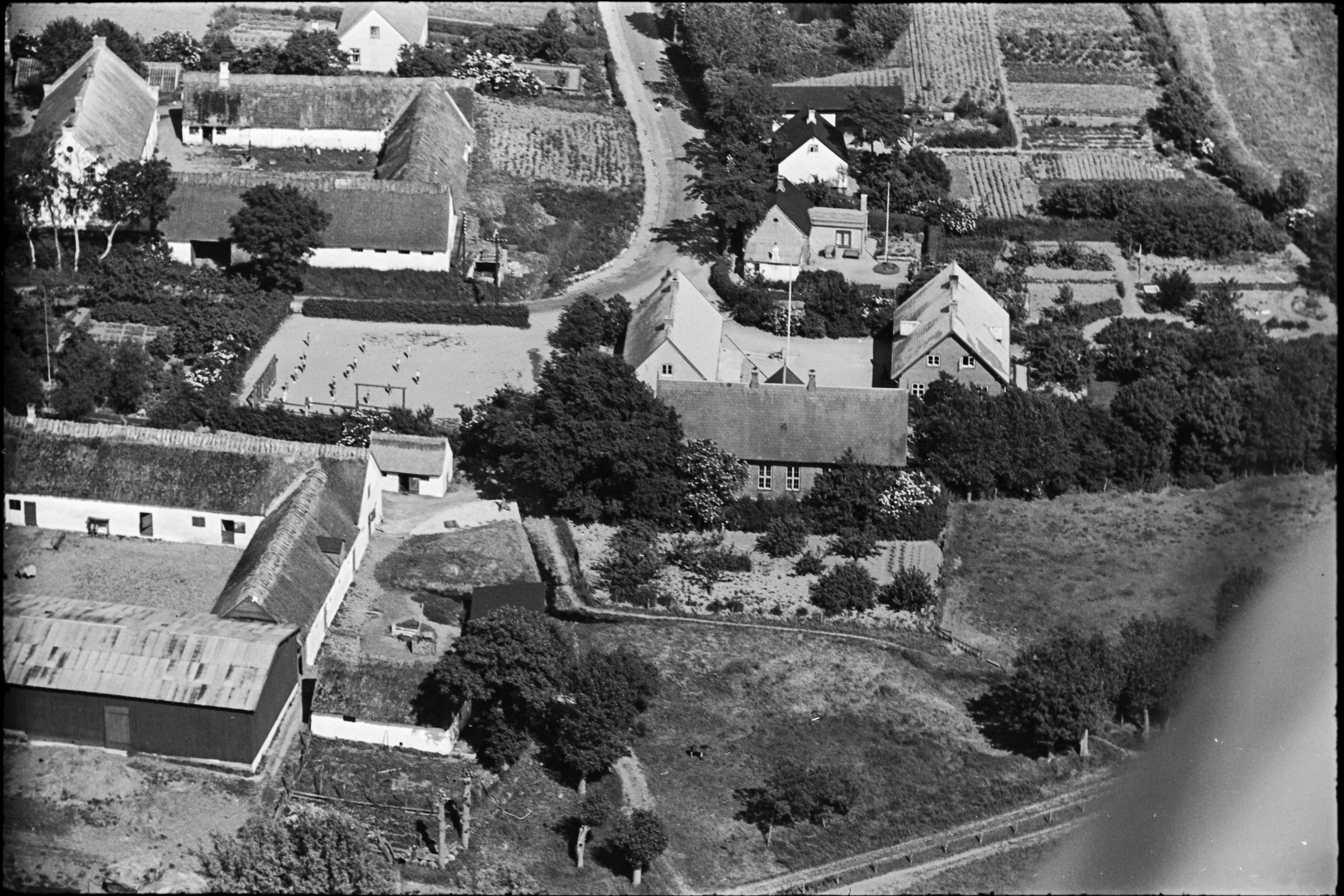 Skråfoto fra 1936-1938 taget 25 meter fra Bygaden 51