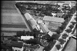 thumbnail: Skråfoto fra 1936-1938 taget 158 meter fra Taastrup Hovedgade 142