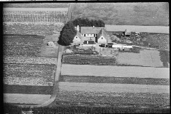 thumbnail: Skråfoto fra 1936-1938 taget 180 meter fra Dysseaasen 27