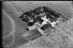 thumbnail: Skråfoto fra 1936-1938 taget 89 meter fra Ejby Mosevej 163