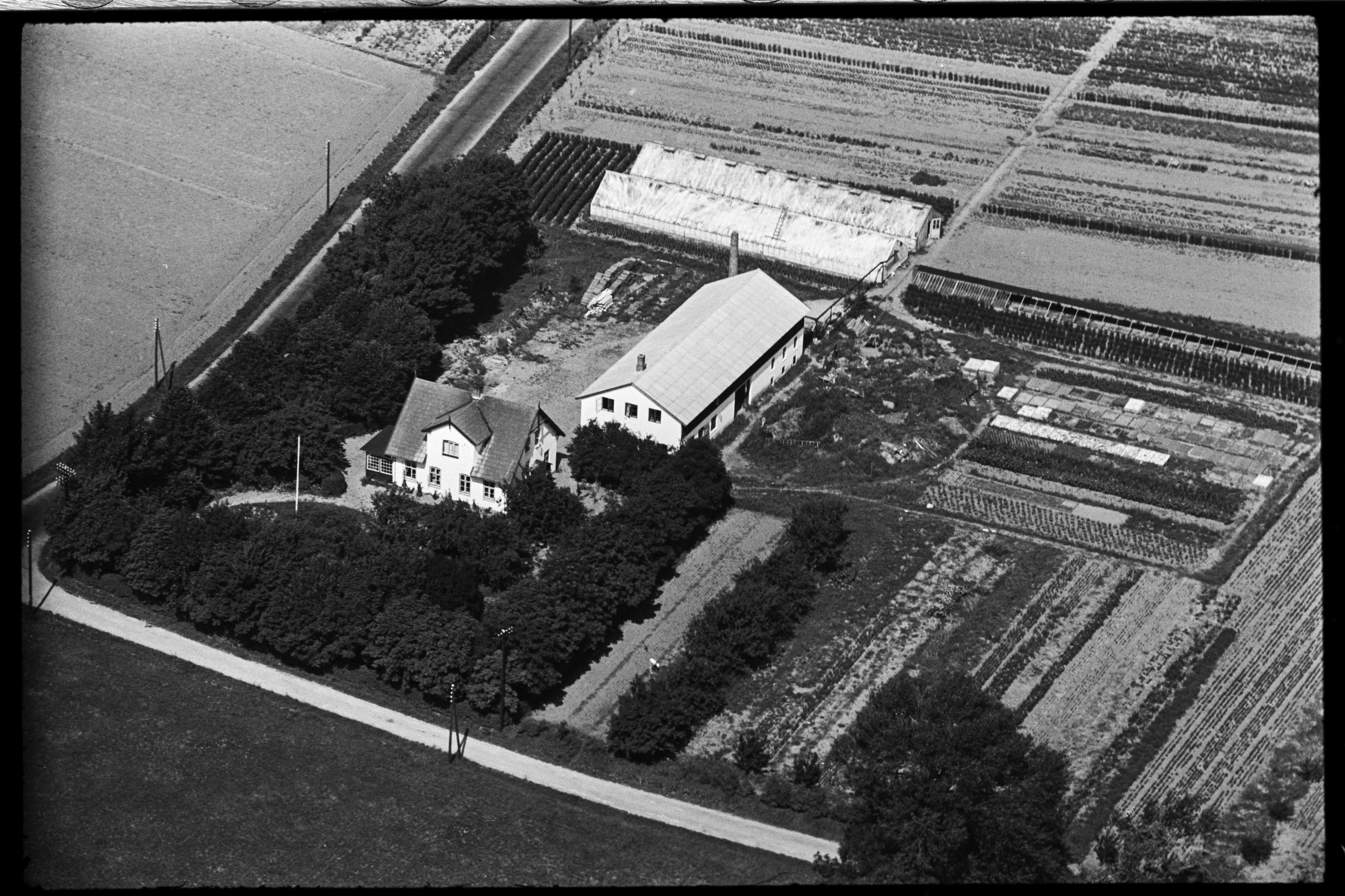 Skråfoto fra 1936-1938 taget 10 meter fra Naverland 37