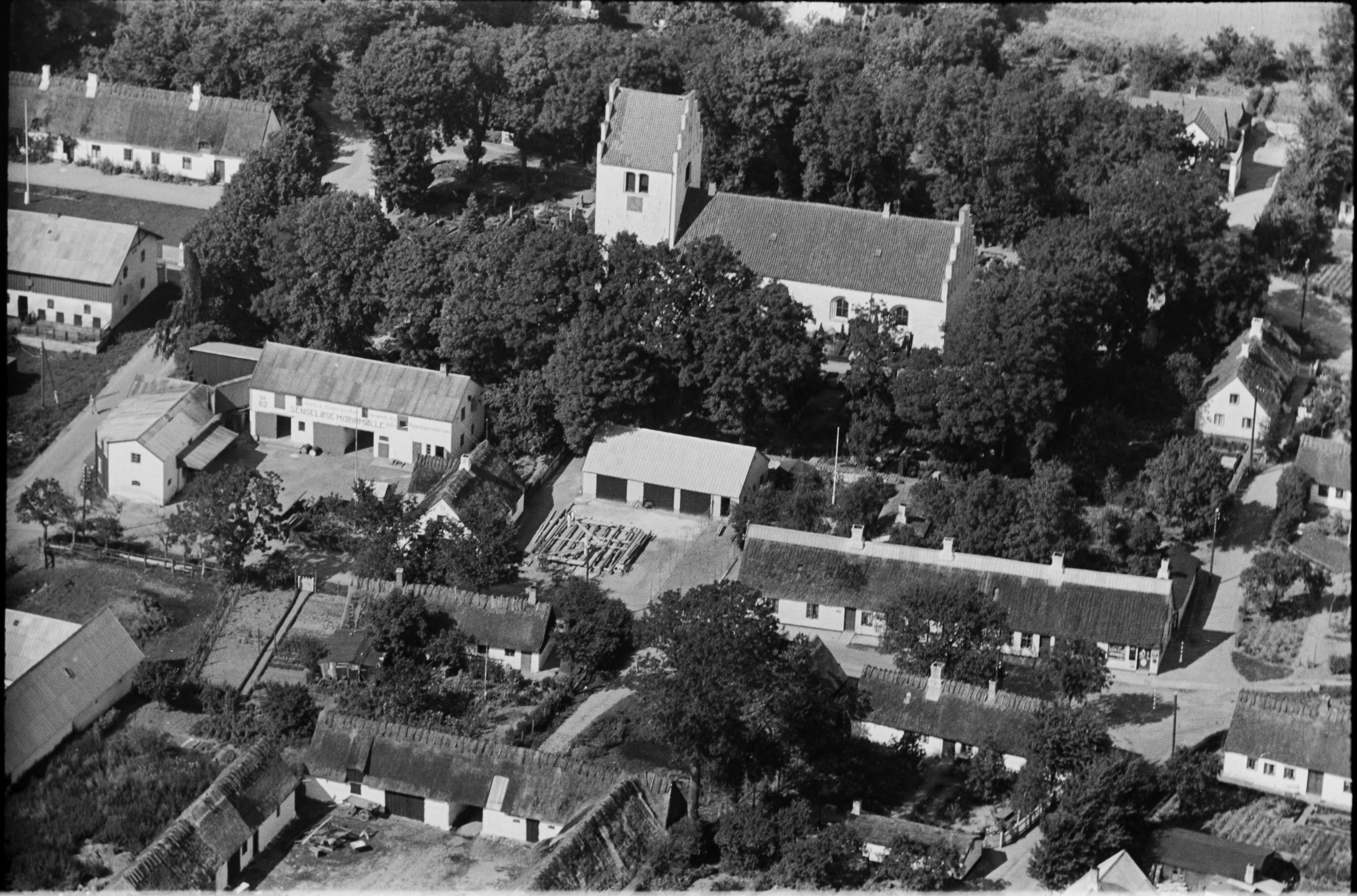 Skråfoto fra 1936-1938 taget 46 meter fra Landsbygaden 33