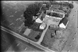 thumbnail: Skråfoto fra 1936-1938 taget 112 meter fra Haretoften 12