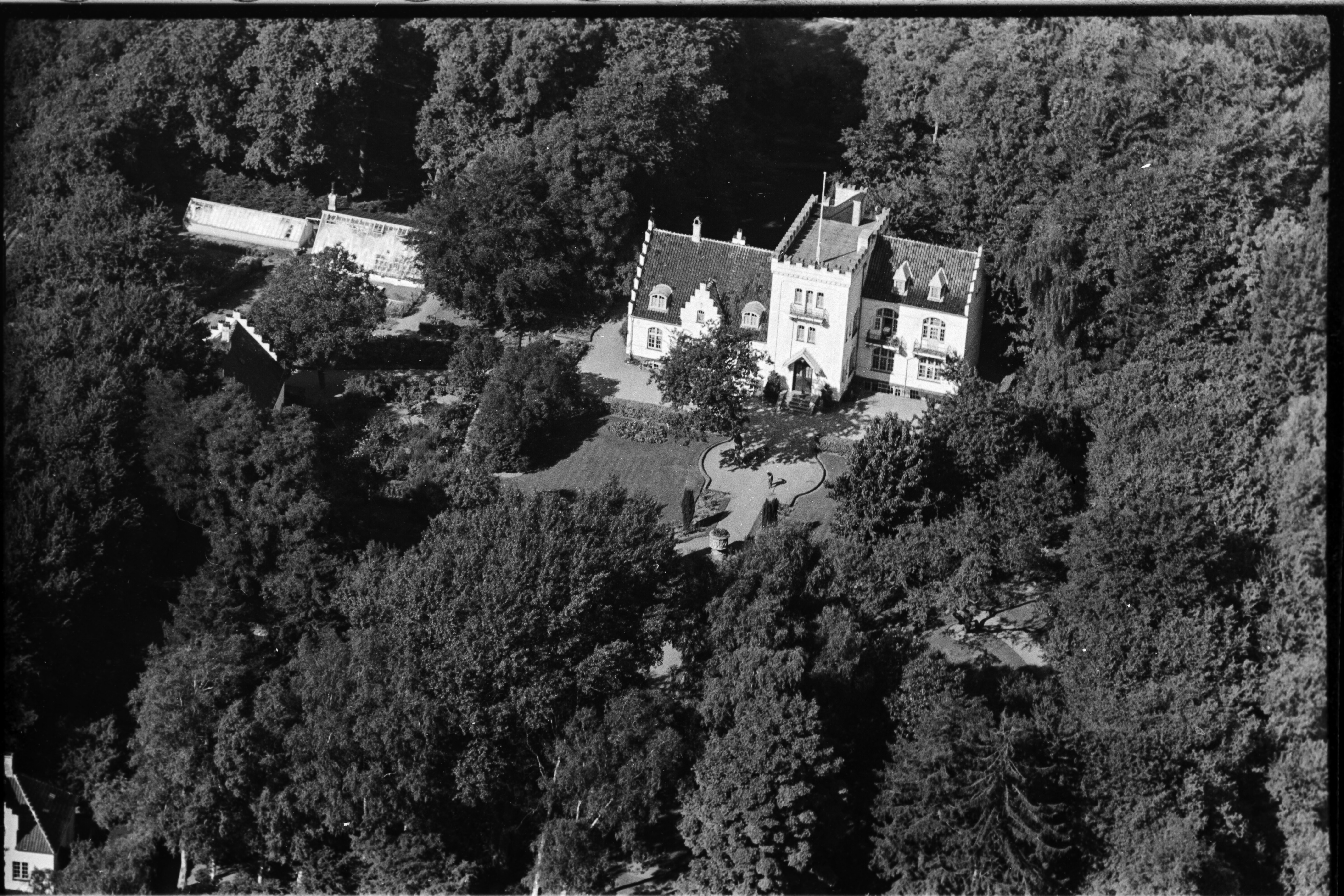 Skråfoto fra 1936-1938 taget 201 meter fra Tesch Alle 9
