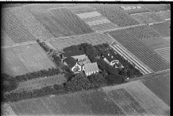 thumbnail: Skråfoto fra 1936-1938 taget 365 meter fra Vingekrogen 4