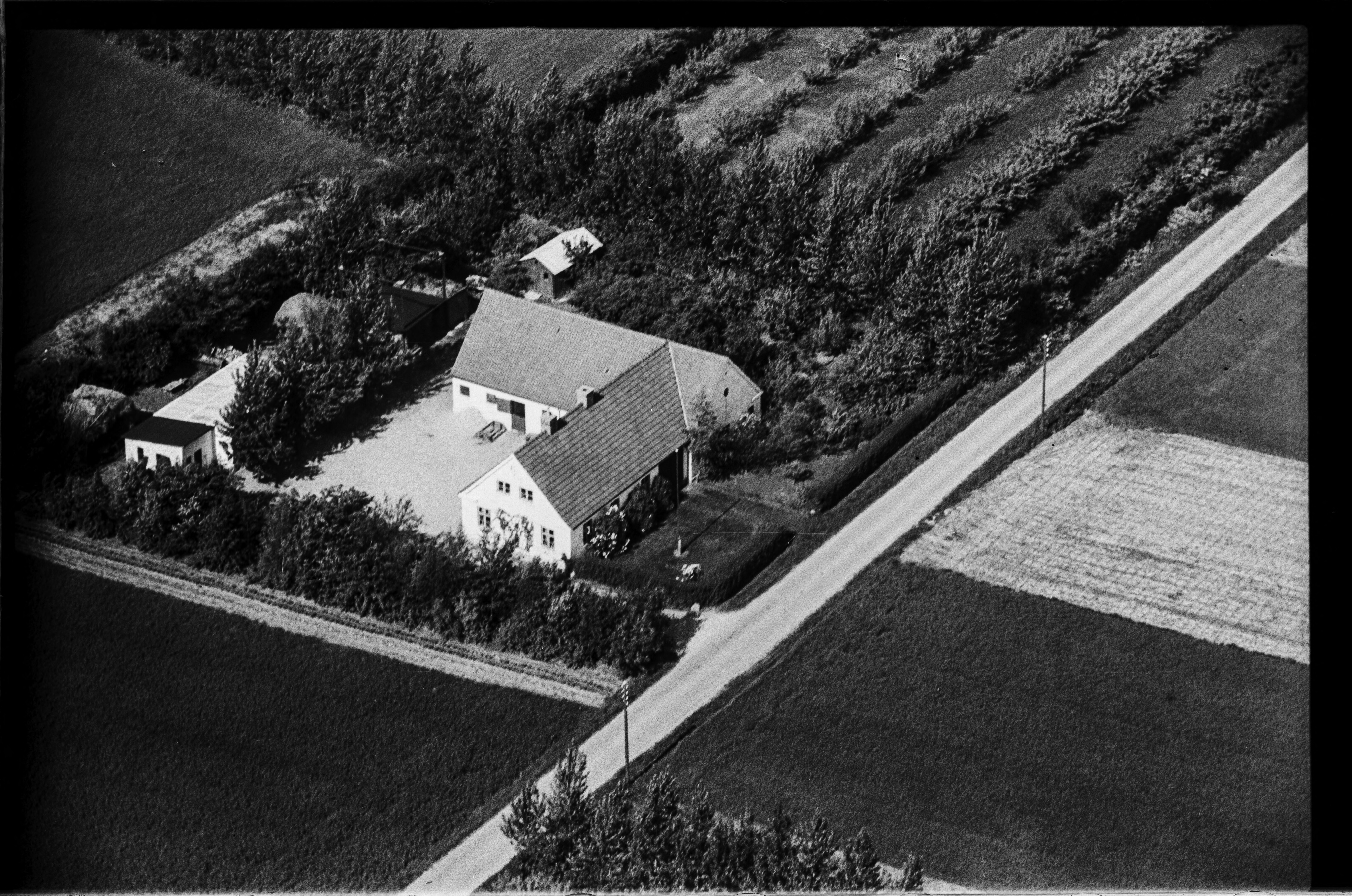Skråfoto fra 1949 taget 368 meter fra Rendsagervej 215