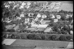 thumbnail: Skråfoto fra 1949 taget 217 meter fra Ibsensvej 28