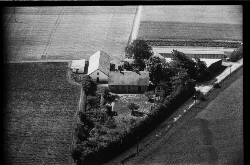 thumbnail: Skråfoto fra 1949 taget 112 meter fra Lavendelvej 41