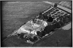 thumbnail: Skråfoto fra 1949 taget 104 meter fra Maglehøjvej 7