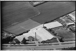 thumbnail: Skråfoto fra 1949 taget 303 meter fra Egevej 4