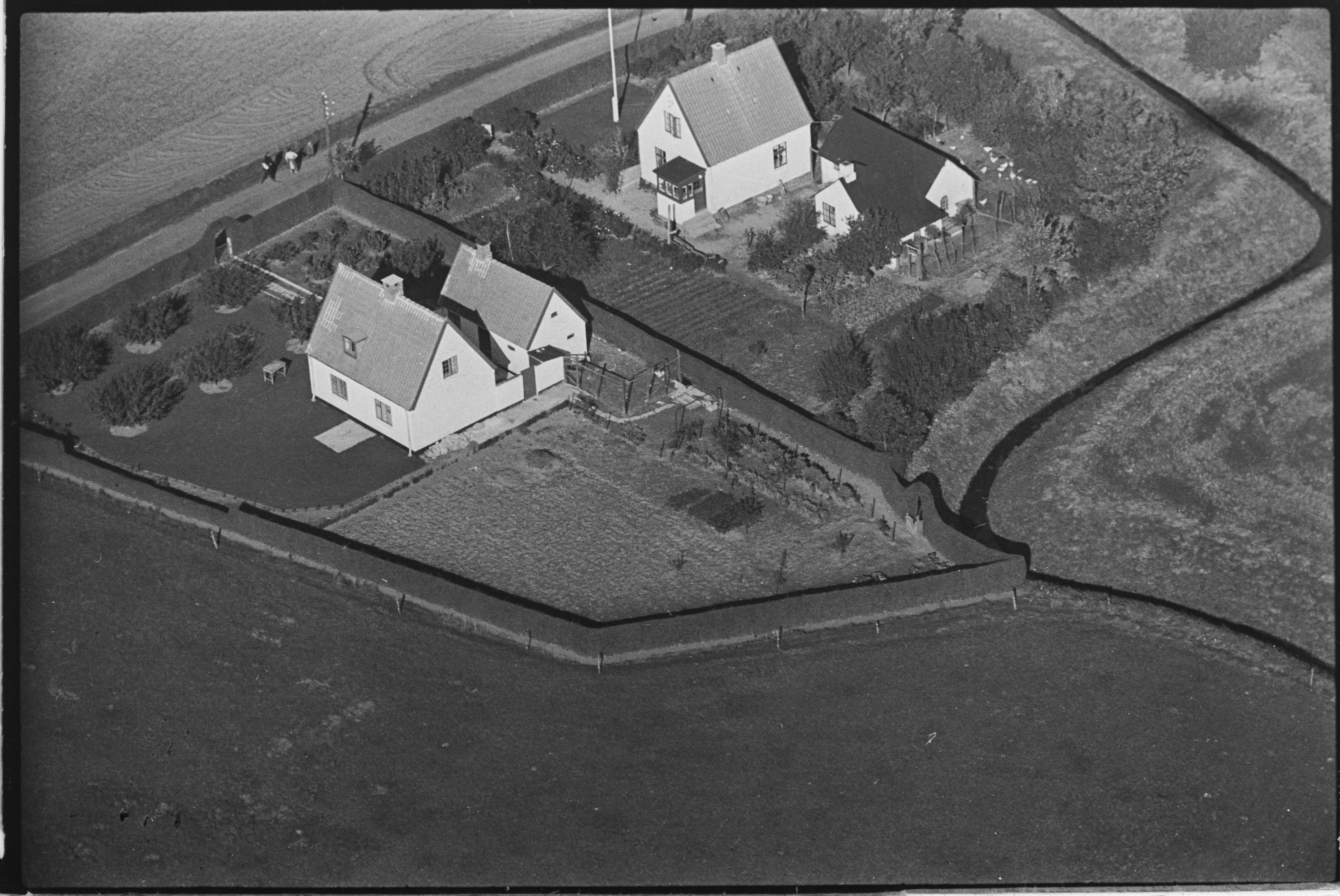 Skråfoto fra 1949 taget 241 meter fra Asynjevej 14