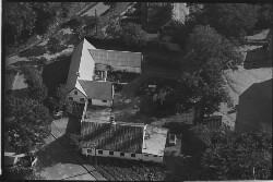 thumbnail: Skråfoto fra 1949 taget 74 meter fra Kavsbjerglund 16