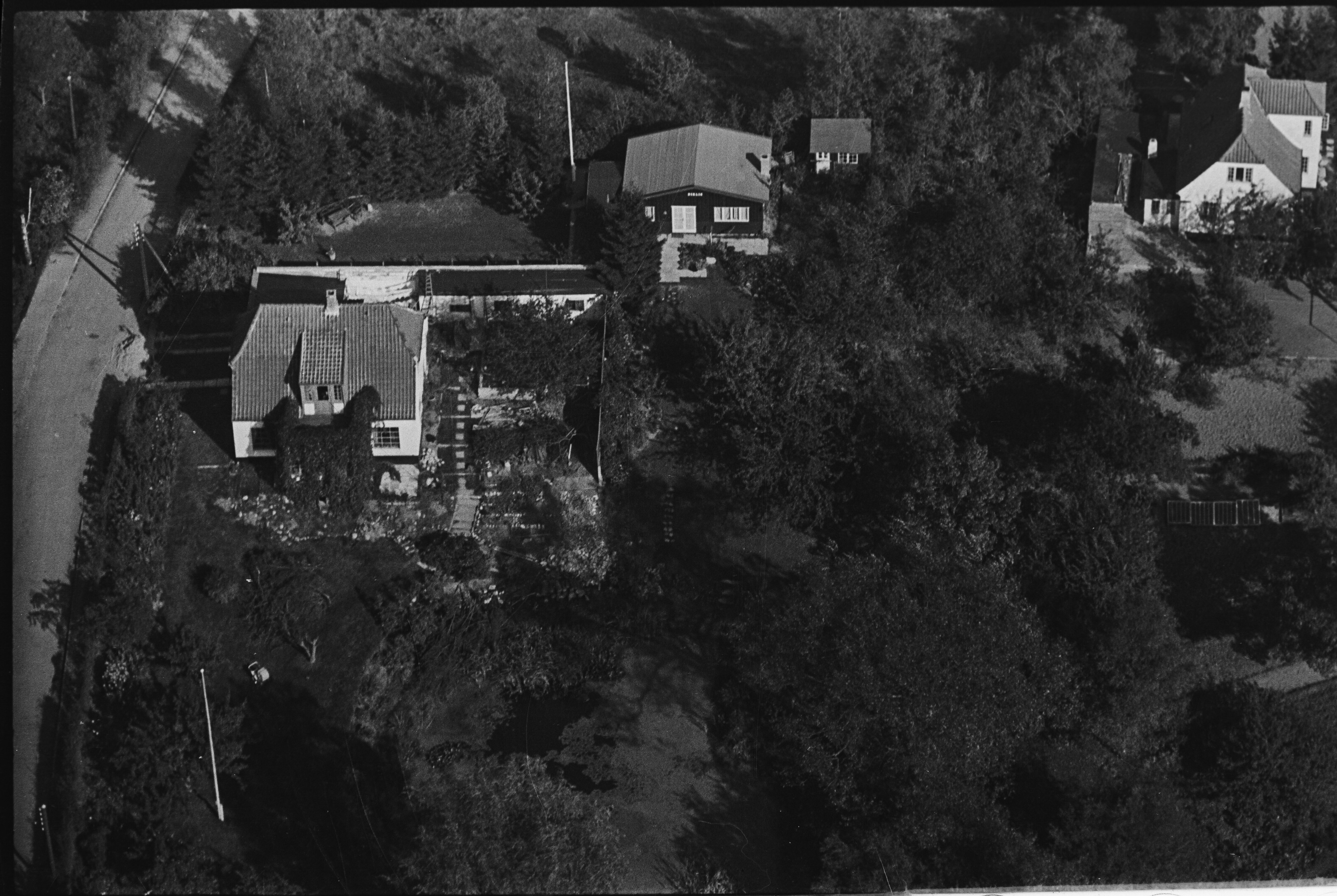 Skråfoto fra 1949 taget 307 meter fra Ravnehusparken 35