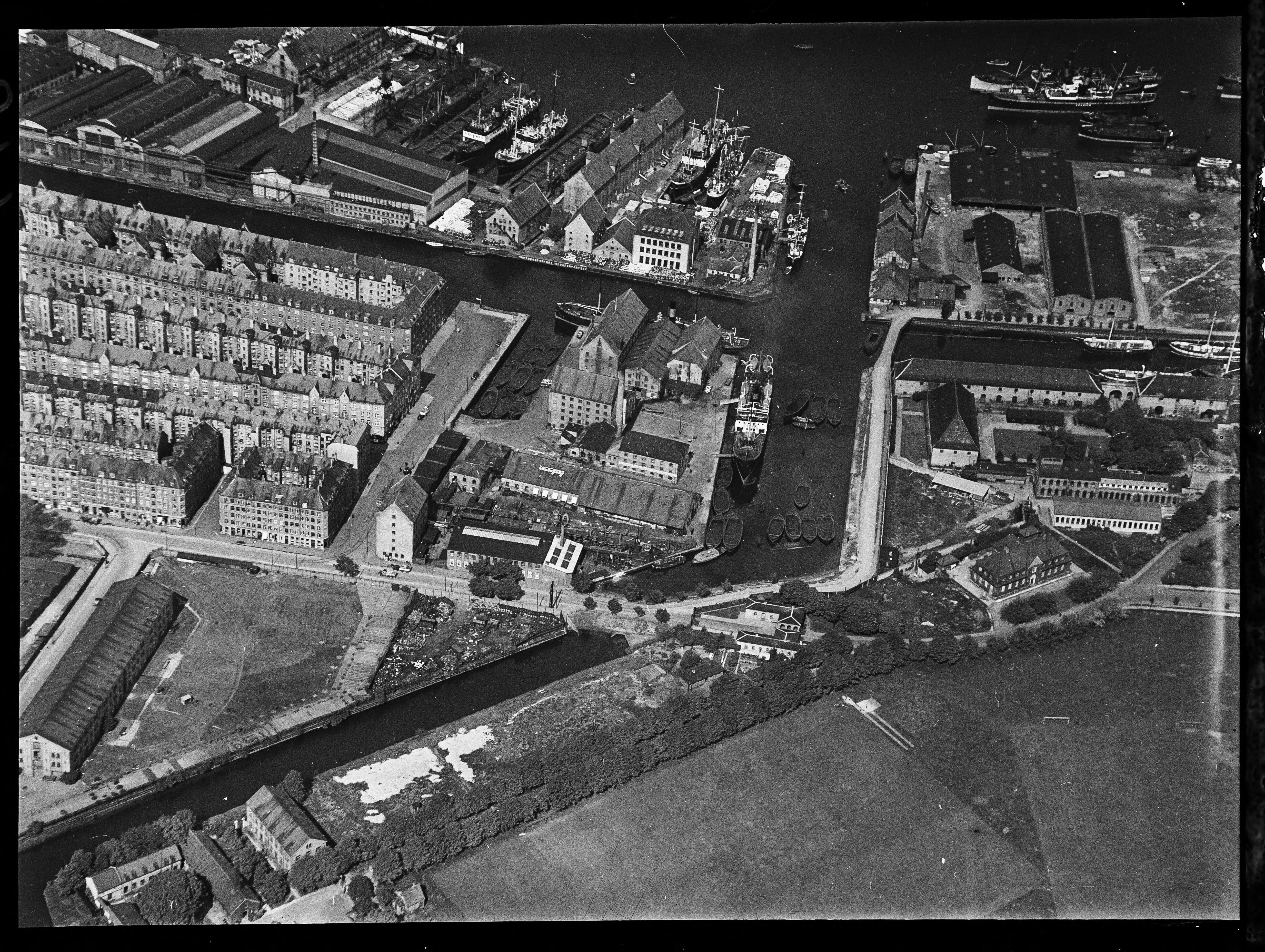 Skråfoto fra 1928-1933 taget 129 meter fra Arsenalvej 6
