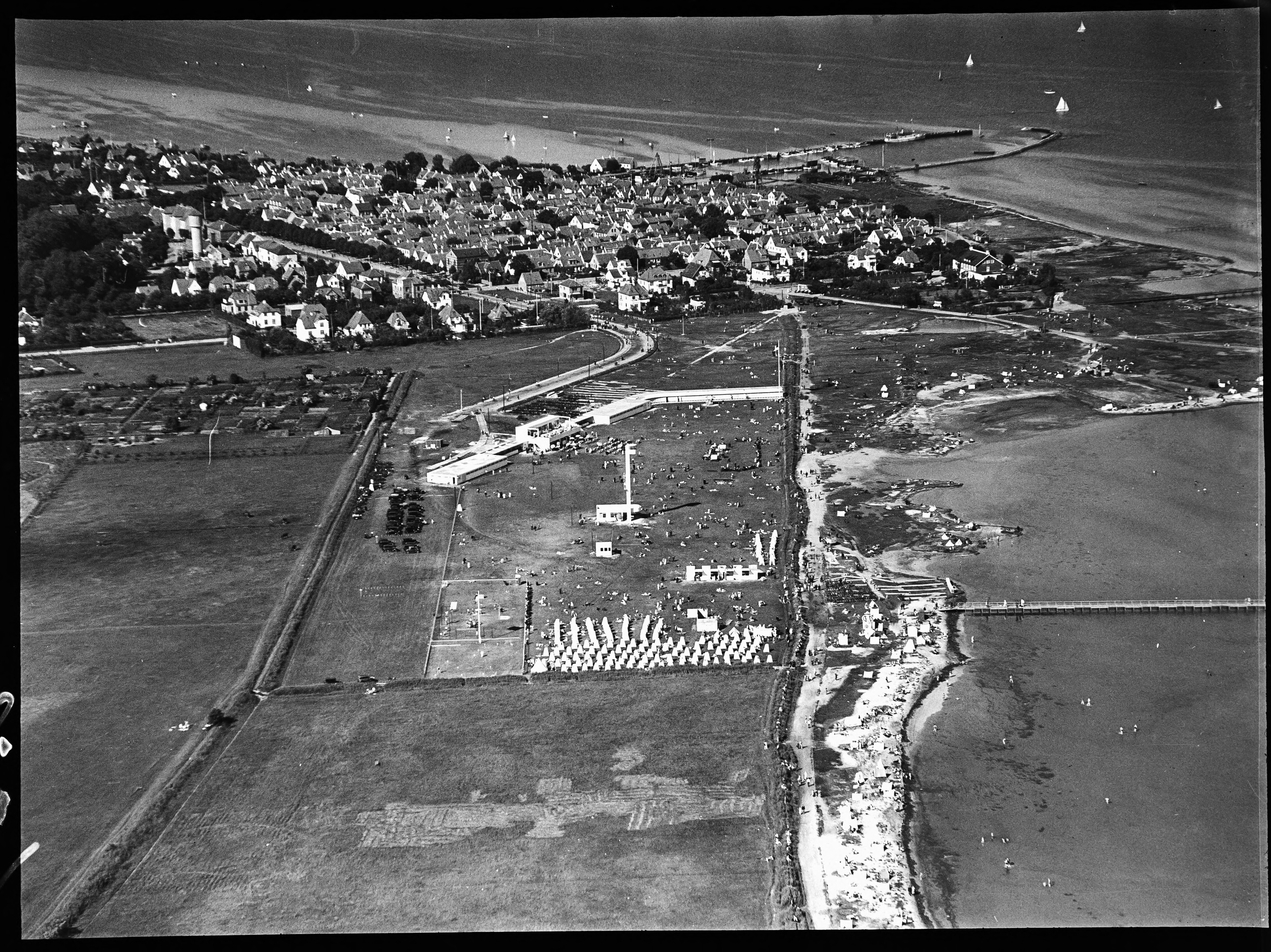 Skråfoto fra 1928-1933 taget 655 meter fra Thimandsvænget 36