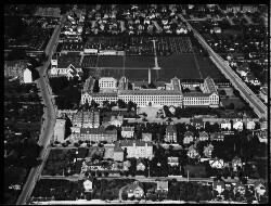 thumbnail: Skråfoto fra 1928-1933 taget 78 meter fra Korfuvej 7, 2. th