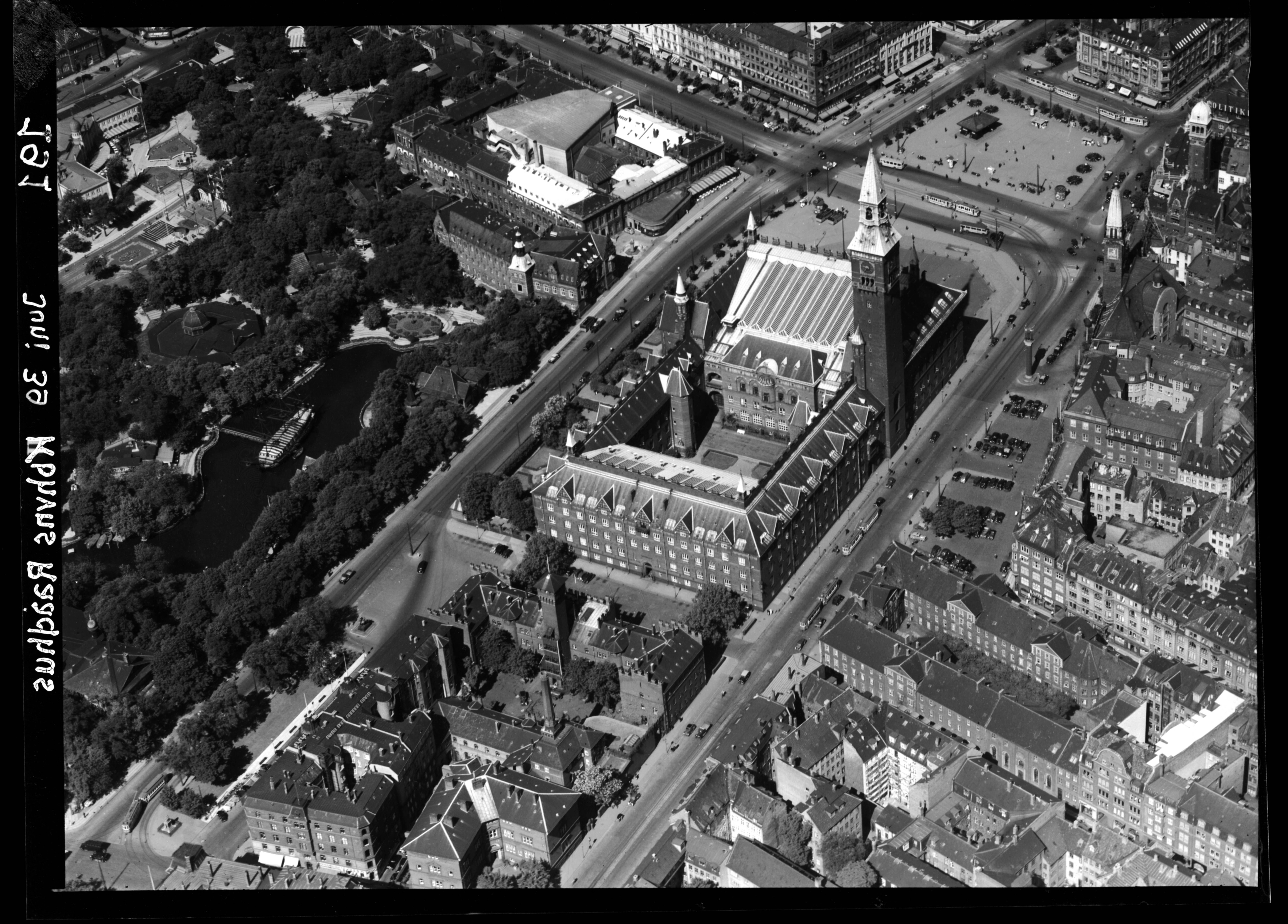Skråfoto fra 1939 taget 34 meter fra H.C. Andersens Boulevard 21A