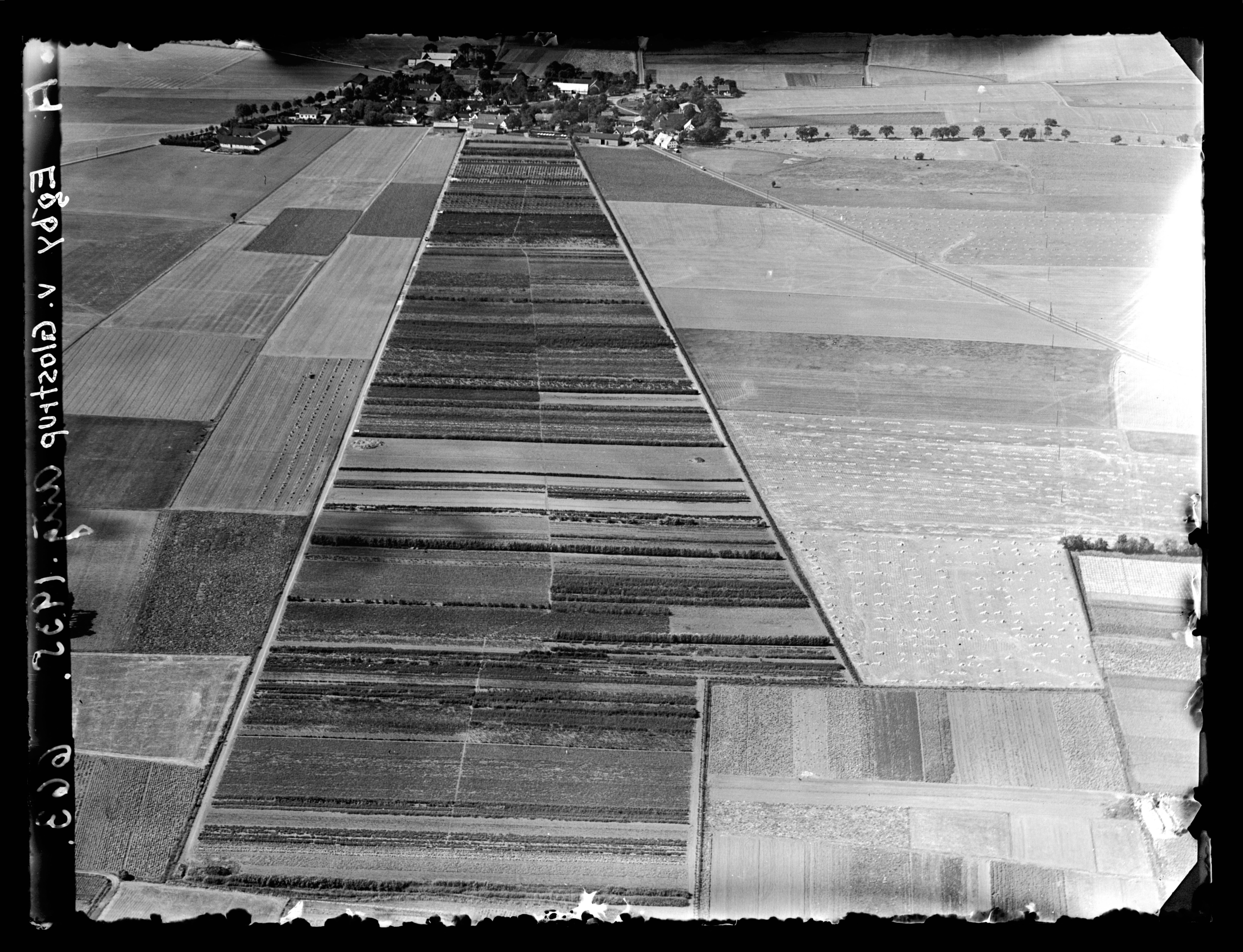 Skråfoto fra 1935 taget 167 meter fra Hadsundvej 7