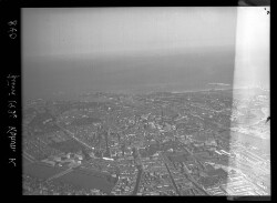 thumbnail: Skråfoto fra 1936 taget 49 meter fra Vodroffsvej 2B, 1. th