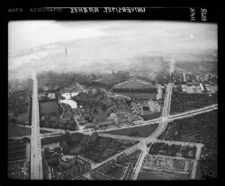 thumbnail: Skråfoto fra 1946 taget 43 meter fra Langelandsgade 205, 1. th