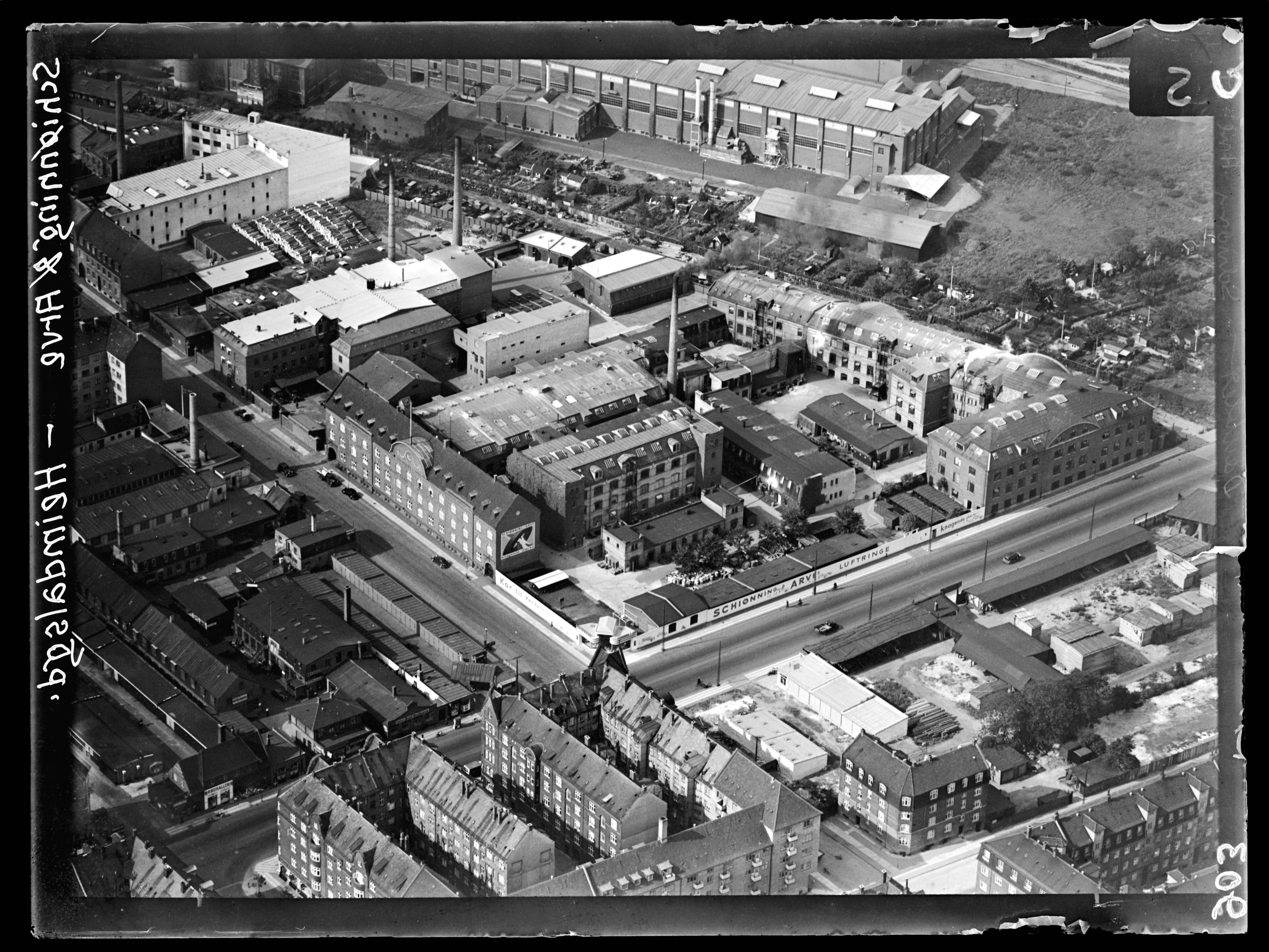 Skråfoto fra 1932-1967 taget 118 meter fra Hothers Plads 22