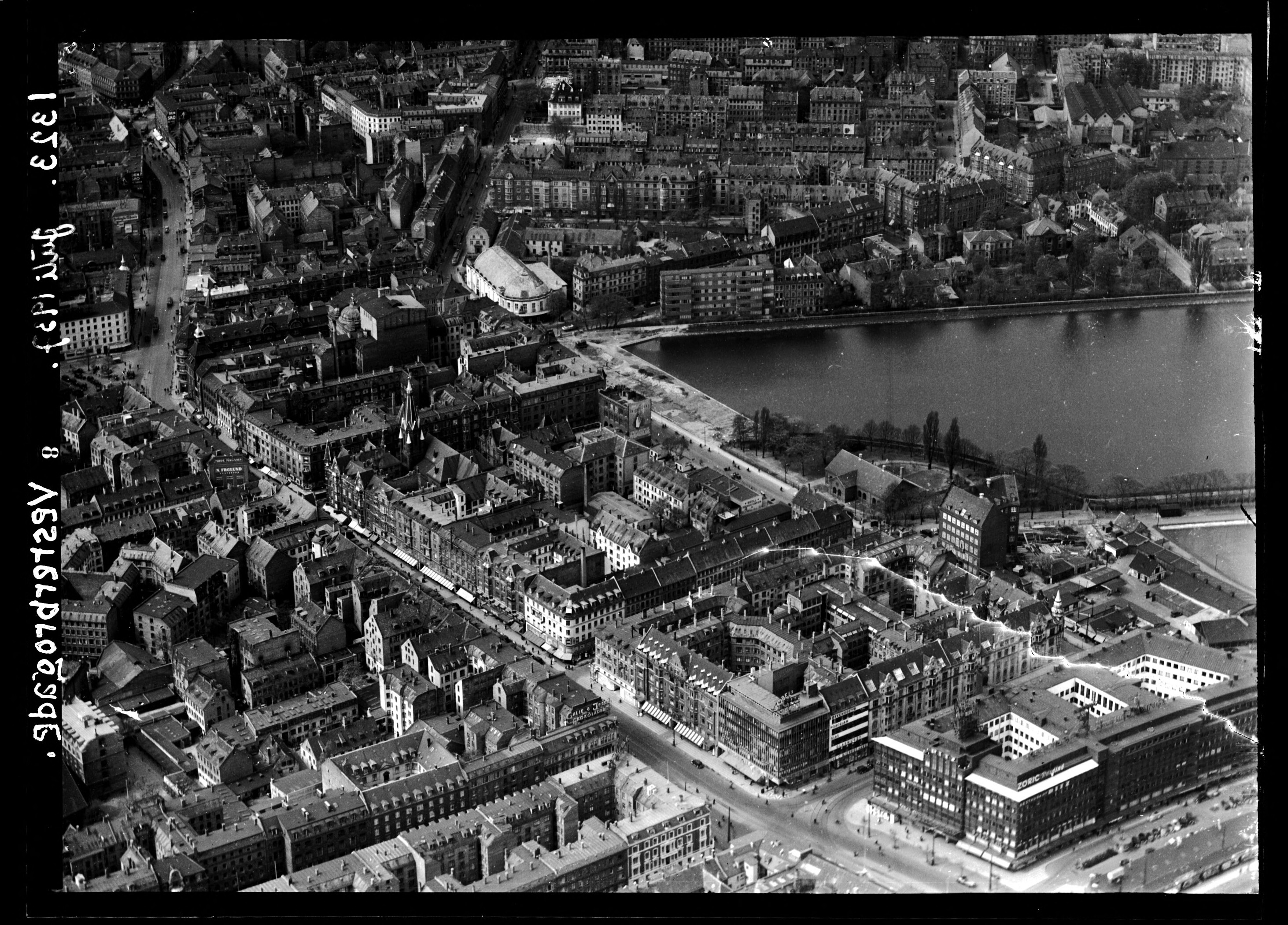 Skråfoto fra 1937 taget 64 meter fra Gammel Kongevej 3E, 3. tv