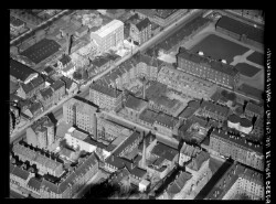 thumbnail: Skråfoto fra 1938 taget 98 meter fra Duevej 18, 4. th